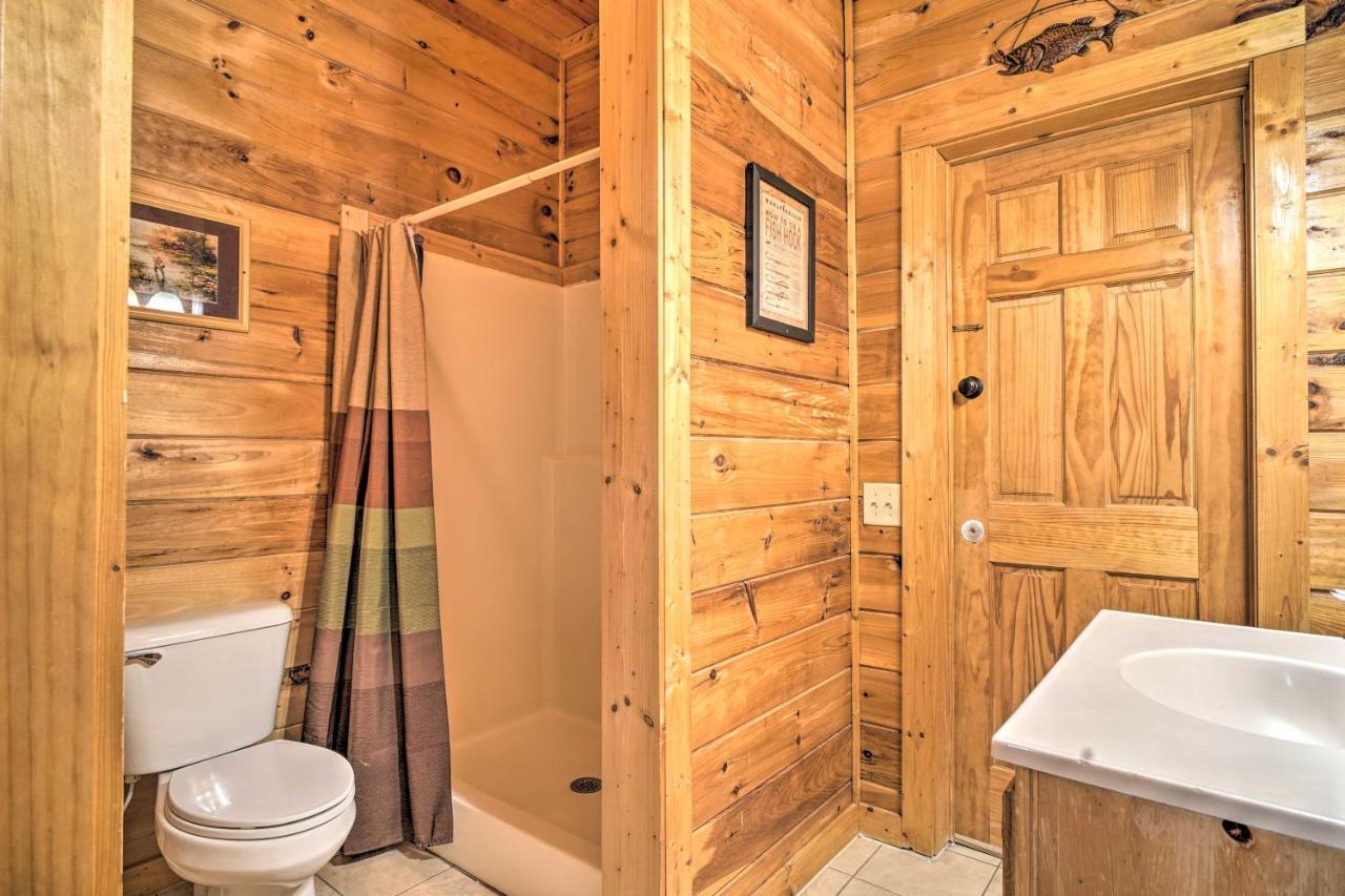 Mountain Pool Lodge Sevierville Cabin With Hot Tub 鸽子谷 外观 照片